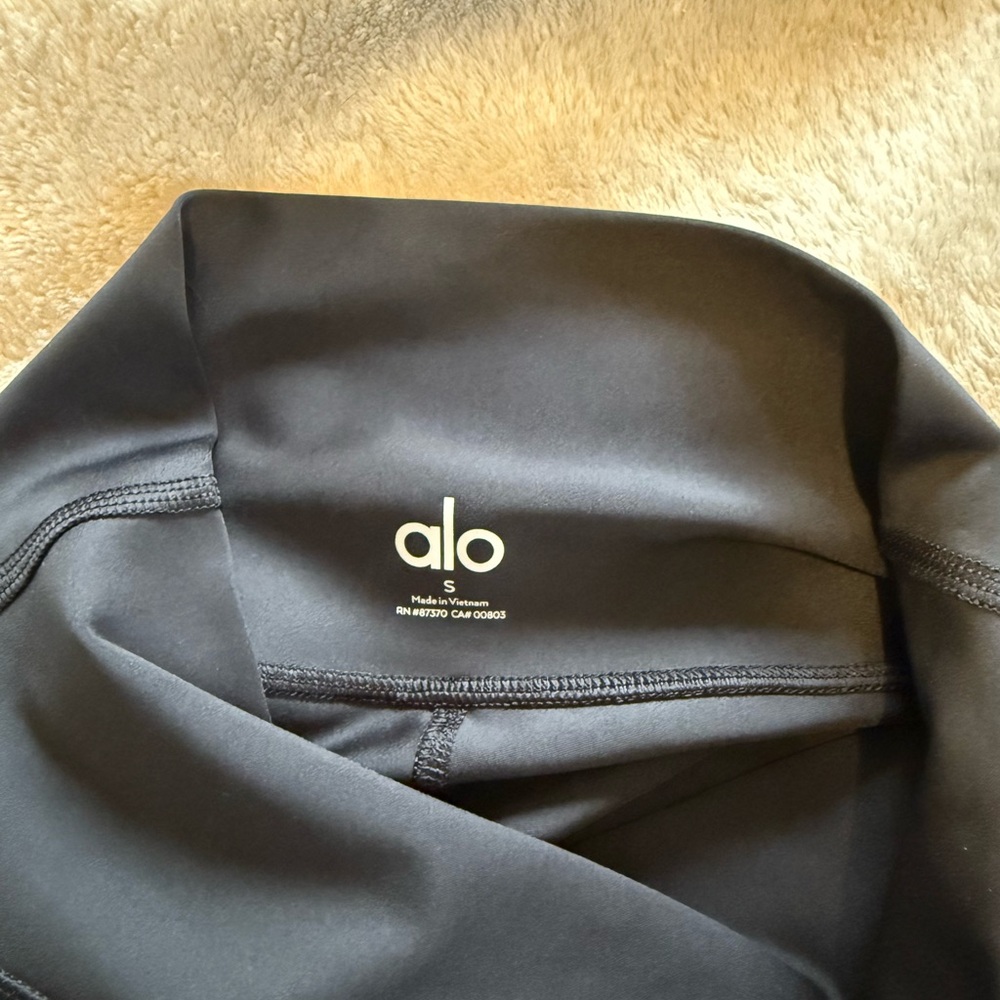 Alo High Waist Airlift Leggings - Picture 7 of 7